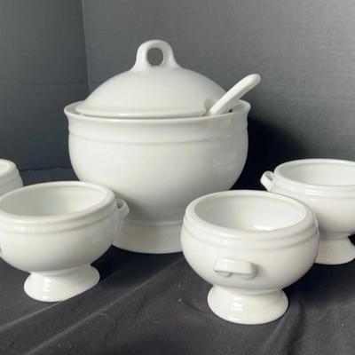 Crate & Barrel Soup Tureen & Bowls