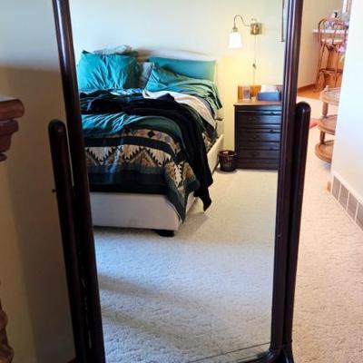 Sale Photo Thumbnail #64