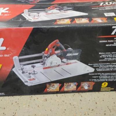 Sale Photo Thumbnail #198: Skil Flooring Saw