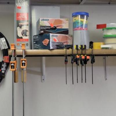 Sale Photo Thumbnail #163: Clamps and such