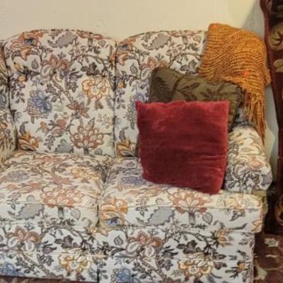 Sale Photo Thumbnail #140: Loveseat 