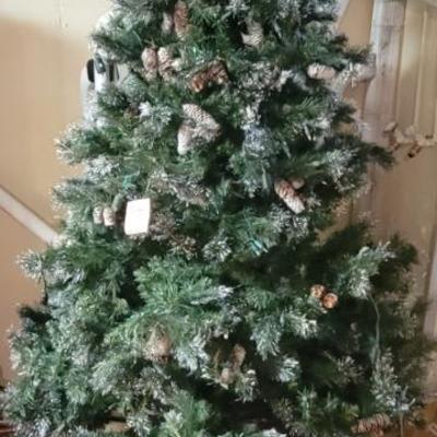 Sale Photo Thumbnail #144: Pre Lit Flocked Christmas Tree