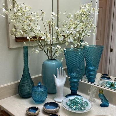 Sale Photo Thumbnail #337