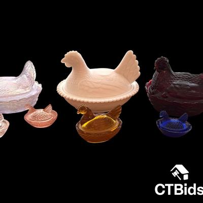 CV154 - Set of 7 Unmarked Glass Hen-on-Nest Covered Dishes - Assorted Colors