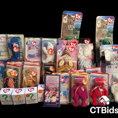 CV511 - Vintage TY Beanie Babies (Legends, International, Mini Boos, Pocket planner)