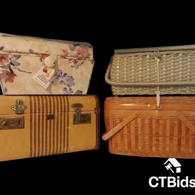 CV201 - Sewing Boxes