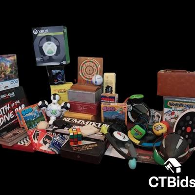 CV235 - Large Group of Table And Handheld Electric Games