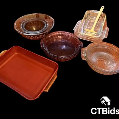 CV178 - Pyrex and Anchor Hocking Glass Kitchenware