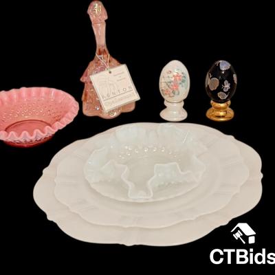 CV182 - Group of Fenton and Milk Glass 