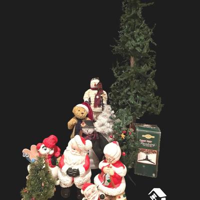 CV130 - Christmas Trees and Figures
