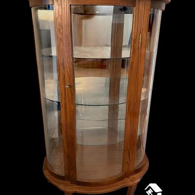CV133 - Curio Cabinet