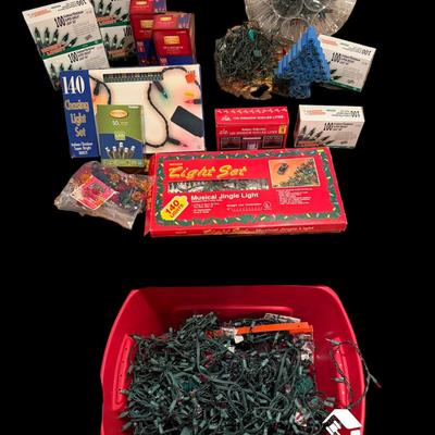 CV107 - Large Group of Christmas Lights