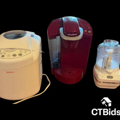 CV172 - 3 Small Appliances - Keurig, Bread Maker, Food Chopper