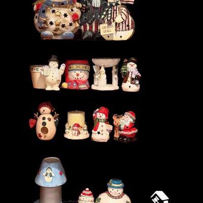 CV115 - Group of Holiday Candle Holders/Decor