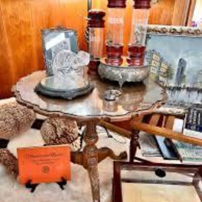 Sale Photo Thumbnail #3: Everything must go! 