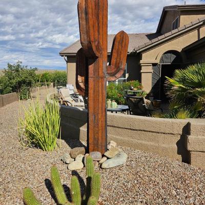 Sale Photo Thumbnail #42: 8' tall metal cactus