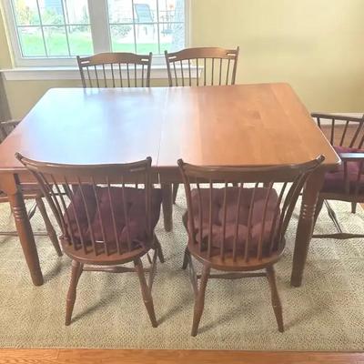 Dining Table Set w/ 3 Leaves, Table Pad, & 8 Chairs