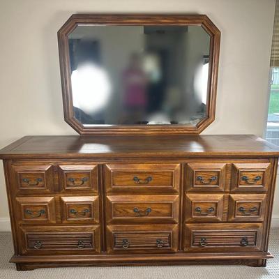 Link-Taylor Wood 9-Drawer Dresser with Attached Mirror
