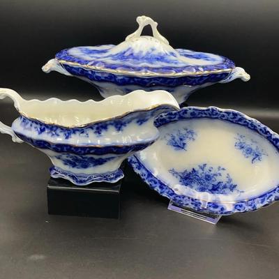 Flow Blue “Touraine” Serving Lot – 4 Pieces, Stanley Pottery England, Gravy Boat, Covered Dish & Pla