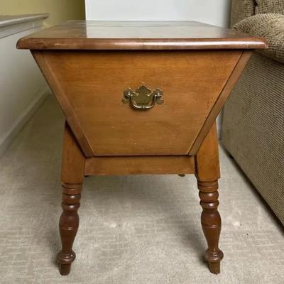 Vintage Colonial-Style Dough Box End Table