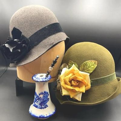 Vintage Virtu Cloche Hats And Flow blue Victoria Hat pin Holder