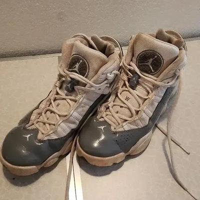 Youth Air Jordan Shoes,  Size 7