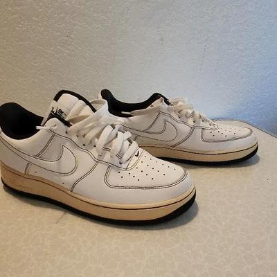 Men's Nike Air Shoes, Size 9.5