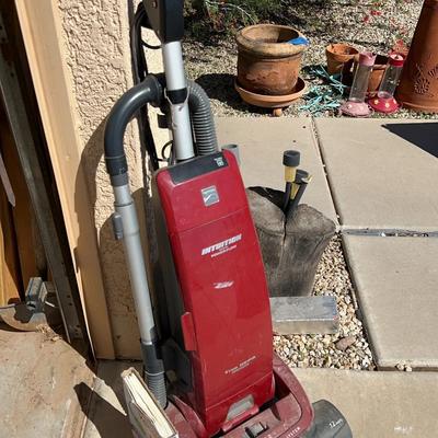 Kenmore Intuition True Hepa Vacuum - 12 Amps