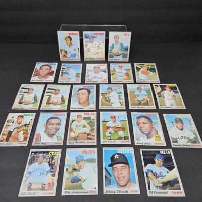 Lot #5 -Lot of 24 Topps 1970s Baseball Cards – Joe Morgan, Rollie Fingers, Orlando Cepeda + More