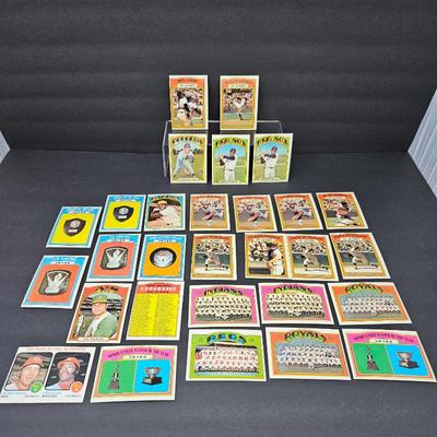 
Lot #13 - 1972 Topps Baseball Lot (28 Cards) – Ron Santo HOF, Reggie Smith All-Star, Nate Colbert 2x All-Star, Al Oliver Rookie