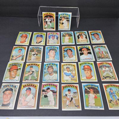 Lot #8 - Lot of 26 Topps 1972 Baseball Cards – Brooks Robinson, Juan Marichal + More