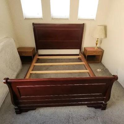 Queen Size Sleigh Bed, Dark Wood, Headboard, Footboard, Bed Only
