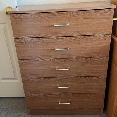 Light Wood Dresser with 5 Drawers