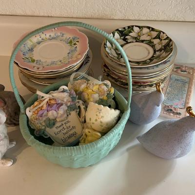 Spring Decor And Mixed Patterns China Saucers - Pottery Quail And Bunnies