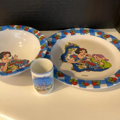 Disney Disneyland Snow White Plastic Plate & Bowl Set And Anaheim Park Shot Glass