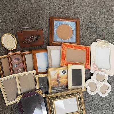 So Many Picture Frames! Gold, Bronze, Wood, Ceramic