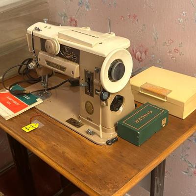 Sale Photo Thumbnail #11: Sewing Machine