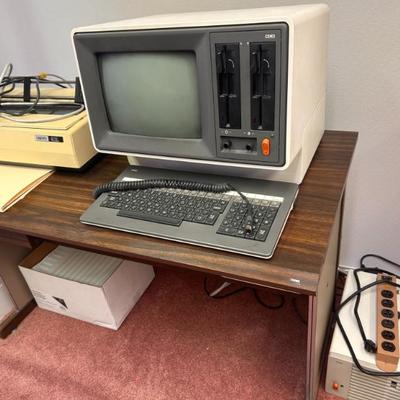 Sale Photo Thumbnail #13: Vintage NCR Computer