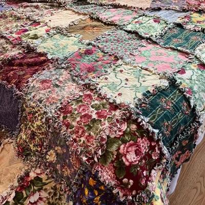 Floral Patchwork Quilt 