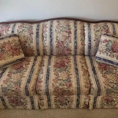 Broyhill Sleeper Sofa Couch 