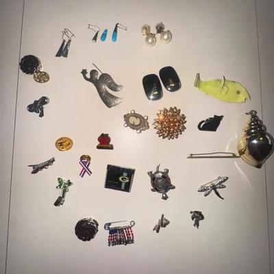 Vintage Assortment Of Pins, Brooches And Others