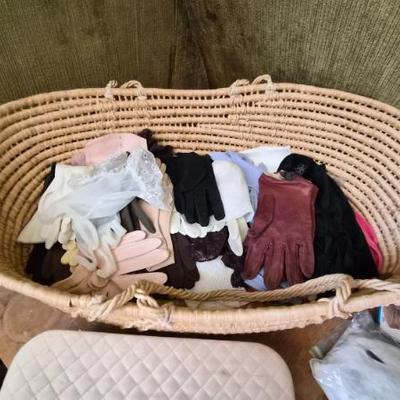 Sale Photo Thumbnail #133