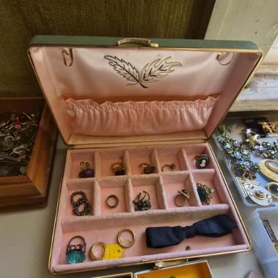 Sale Photo Thumbnail #146