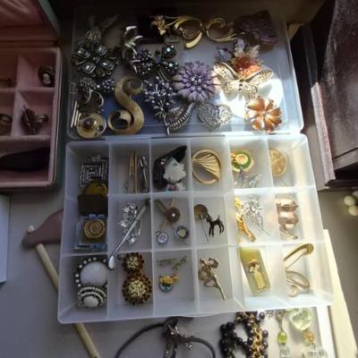 Sale Photo Thumbnail #144