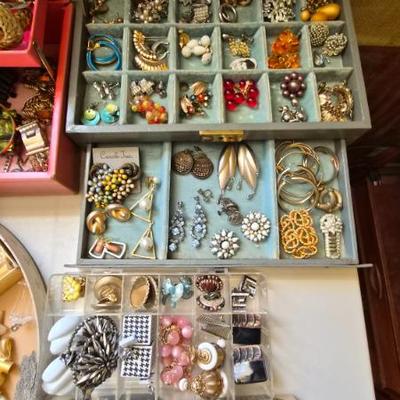 Sale Photo Thumbnail #135