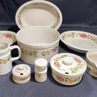Wedgwood Quince stoneware dishes