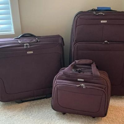 Ricardo Elite Plum 3pc Luggage Set
