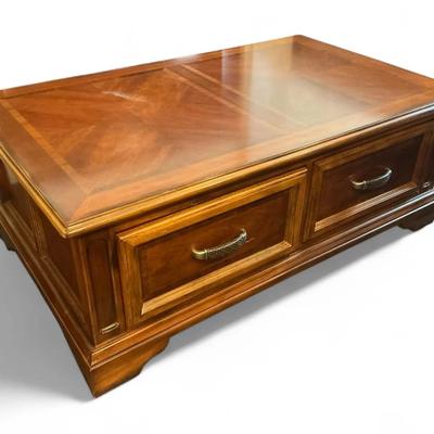 Raymour & Flanigan Storage Coffee Table 