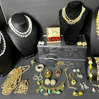 Vintage Costume Jewelry