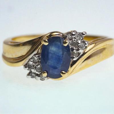 14K Gold Sapphire & Diamond Ring- Size 6.75